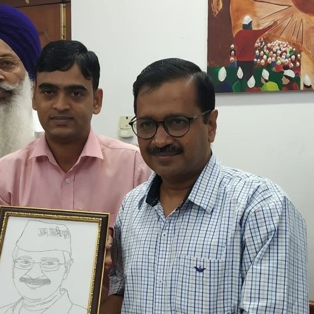 माइक्रो आर्टिस्ट अतुल कश्यप का निधन:सरसों के दाने पर 'I Love My India' लिखकर बनाई थी पहचान