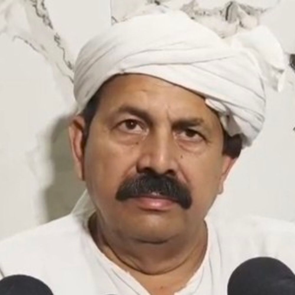 नरेश टिकैत का कश्यप समाज पर विवादित बयान:मजदूर तबका और कुत्ते वाली टिप्पणी से बढ़ा सियासी और सामाजिक तनाव