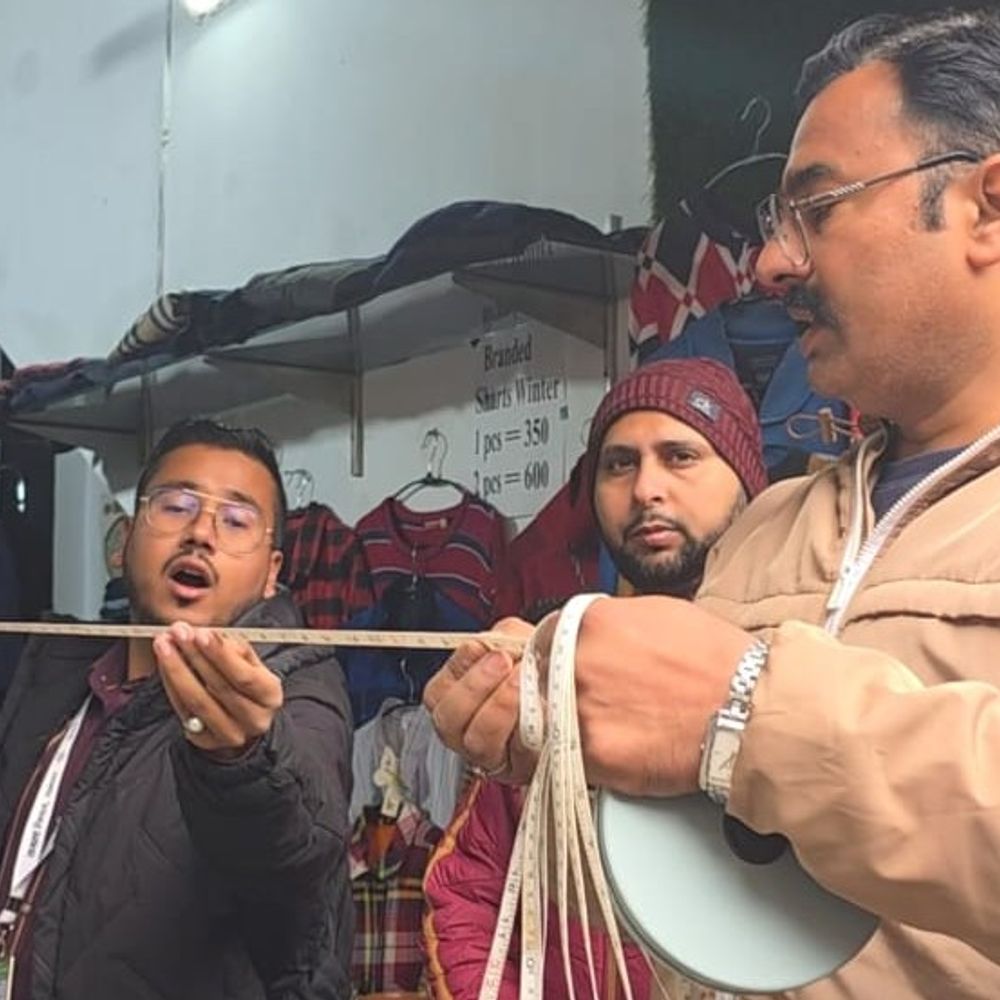 कब्रिस्तान की जमीन पर बनी दुकानों पर यथास्थिति का आदेश:अगली सुनवाई 16 मार्च को, सरकारी वकील ने जवाब दाखिल नहीं किया