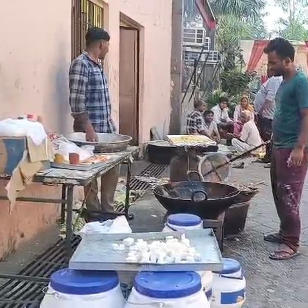 मुजफ्फरनगर में गैस सिलेंडर की किल्लत:शादी-विवाह और रसोई पर असर, हलवाई परेशान