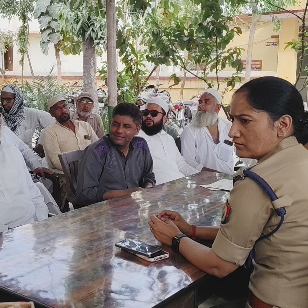 सहारनपुर में अलविदा जुमा, ईद पर पीस कमेटी बैठक:CO रुचि गुप्ता की शरारती तत्वों को चेतावनी, अफवाहों पर ध्यान न देने की अपील