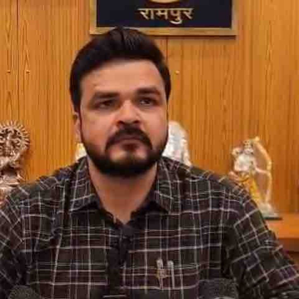 रामपुर में ईद पर प्रशासन अलर्ट, पुलिस बल तैनात:डीएम ने 6 जोन, 17 सेक्टर बनाकर ड्रोन से निगरानी करने के दिए निर्देश