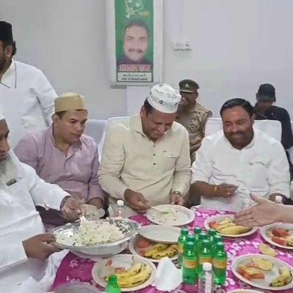 मुजफ्फरनगर में अरशद राणा की इफ्तार पार्टी:सर्वधर्म-सर्वसमाज के लोग हुए शामिल, कैबिनेट मंत्री अनिल कुमार भी पहुंचे