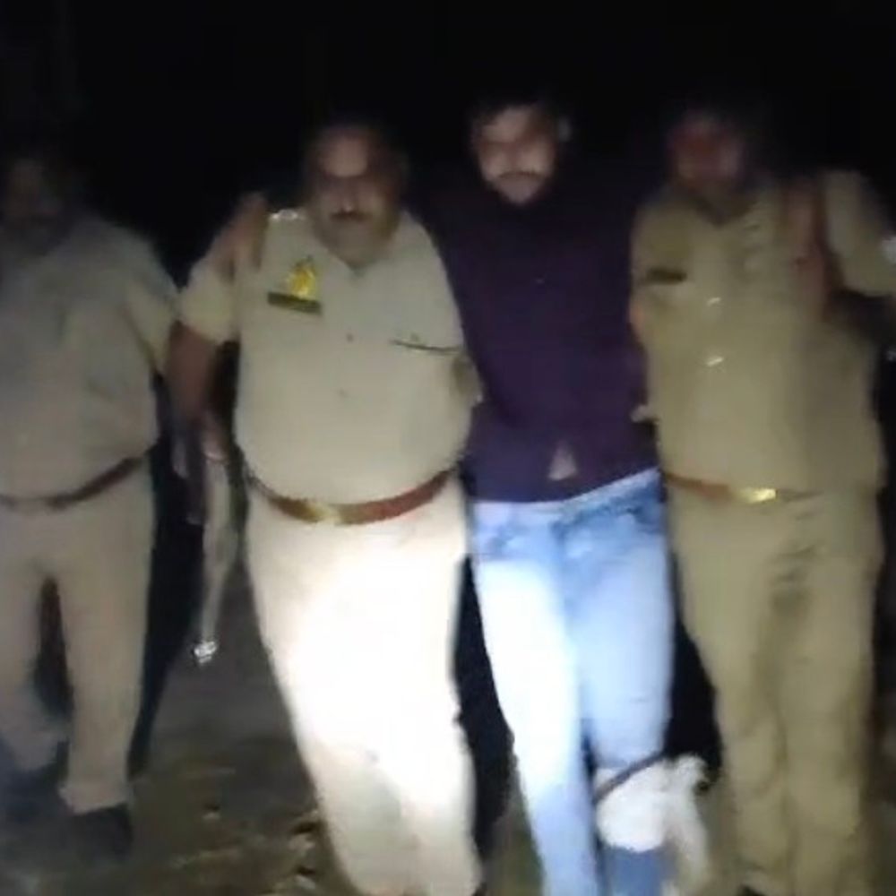 50 हजार इनामी बदमाश का हाफ एनकाउंटर:अमेठी में व्यापारी अपहरण-फिरौती कांड में शामिल, गोंडा का रहने वाला है आरोपी