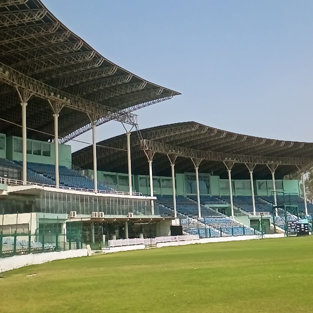 अब ग्रीनपार्क का बदलेगा रूप:पिलर-फ्री स्टेडियम में हर सीट से मिलेगा 360° व्यू, 350 करोड़ से रेनोवेशन होगा