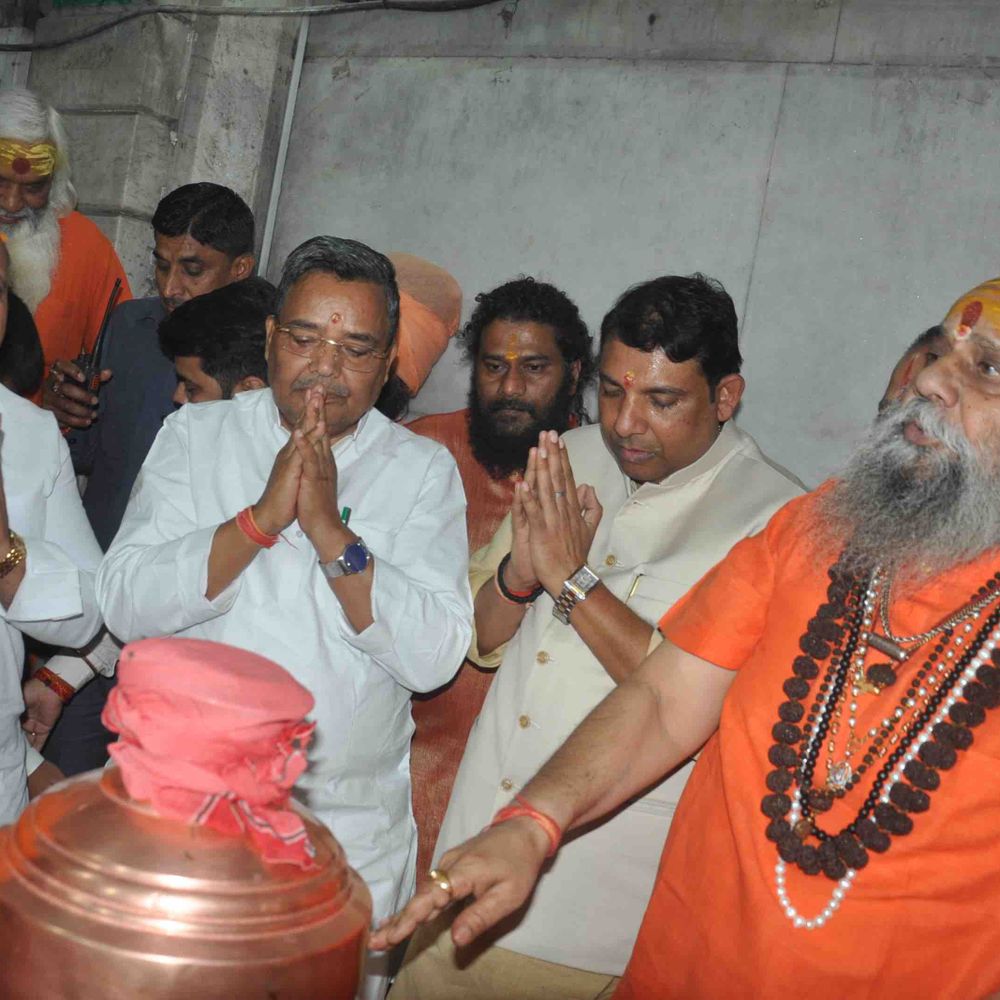 दूधेश्वर नाथ मंदिर में 6 करोड़ के विकास कार्य शुरू:पर्यटन मंत्री जयवीर सिंह ने किया शिलान्यास और लोकार्पण