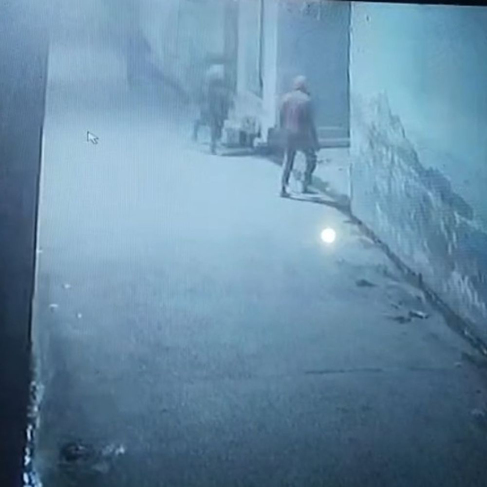 बागपत में 5 दिन बाद भी चोरी का खुलासा नहीं:  CCTV में चोर देखे जाने के बाद भी नहीं हुए गिरफ्तार, ग्रामीणों में नाराजगी – Baghpat News