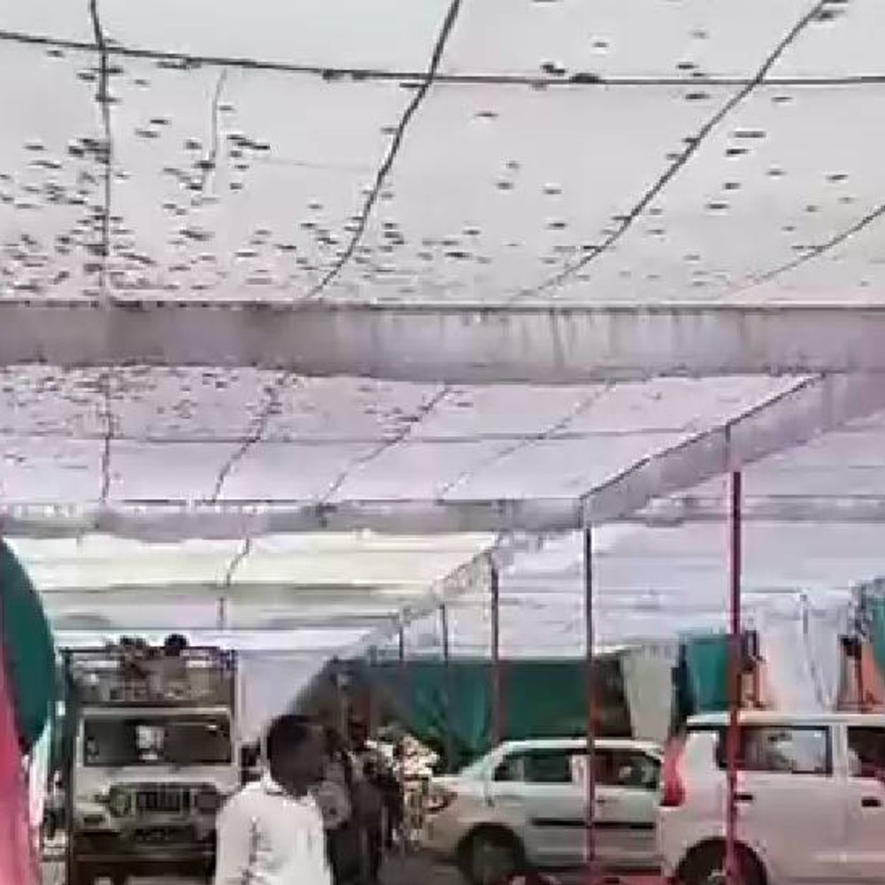 लखनऊ में यूपी पुलिस परीक्षा के लिए चलेगी बस:चारबाग रेलवे स्टेशन पर लगा टेंट, यूपीएसआरटीसी ने कहा- किराया देना होगा