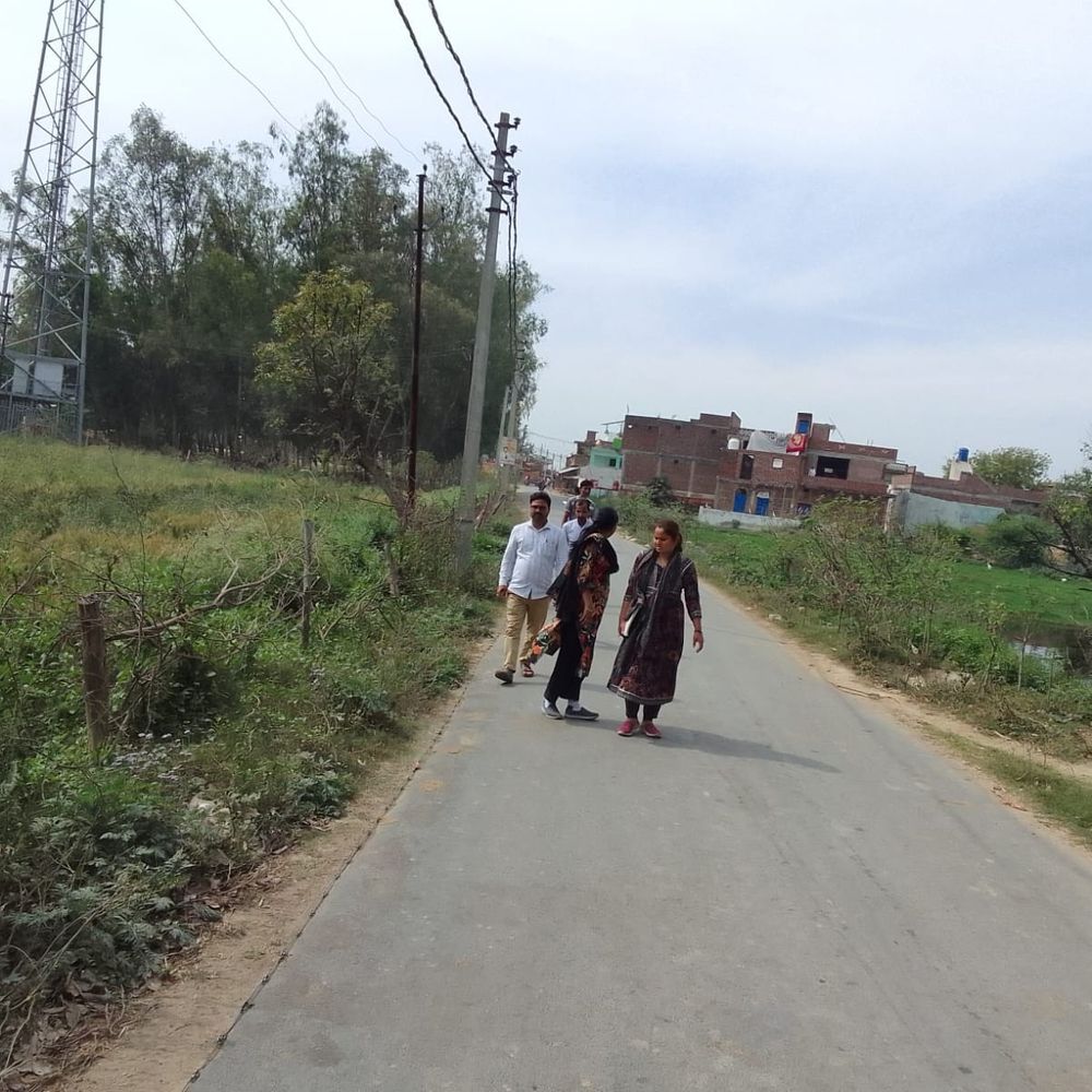 अटसू में राजस्व टीम ने कई विवाद निपटाए:सॉफर गांव में चकरोड की नापतौल, अटसू में भूमि चिन्हित कर सौंपी