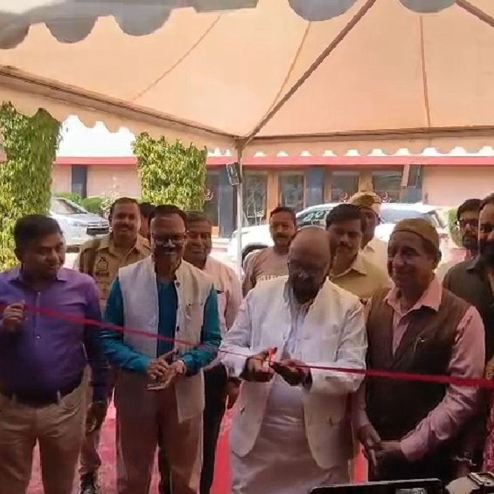 लखनऊ में पुस्तक मेला:योगेंद्र बोले- साहित्य समाज की असली ताकत, किताबें देती हैं जीवन को दिशा