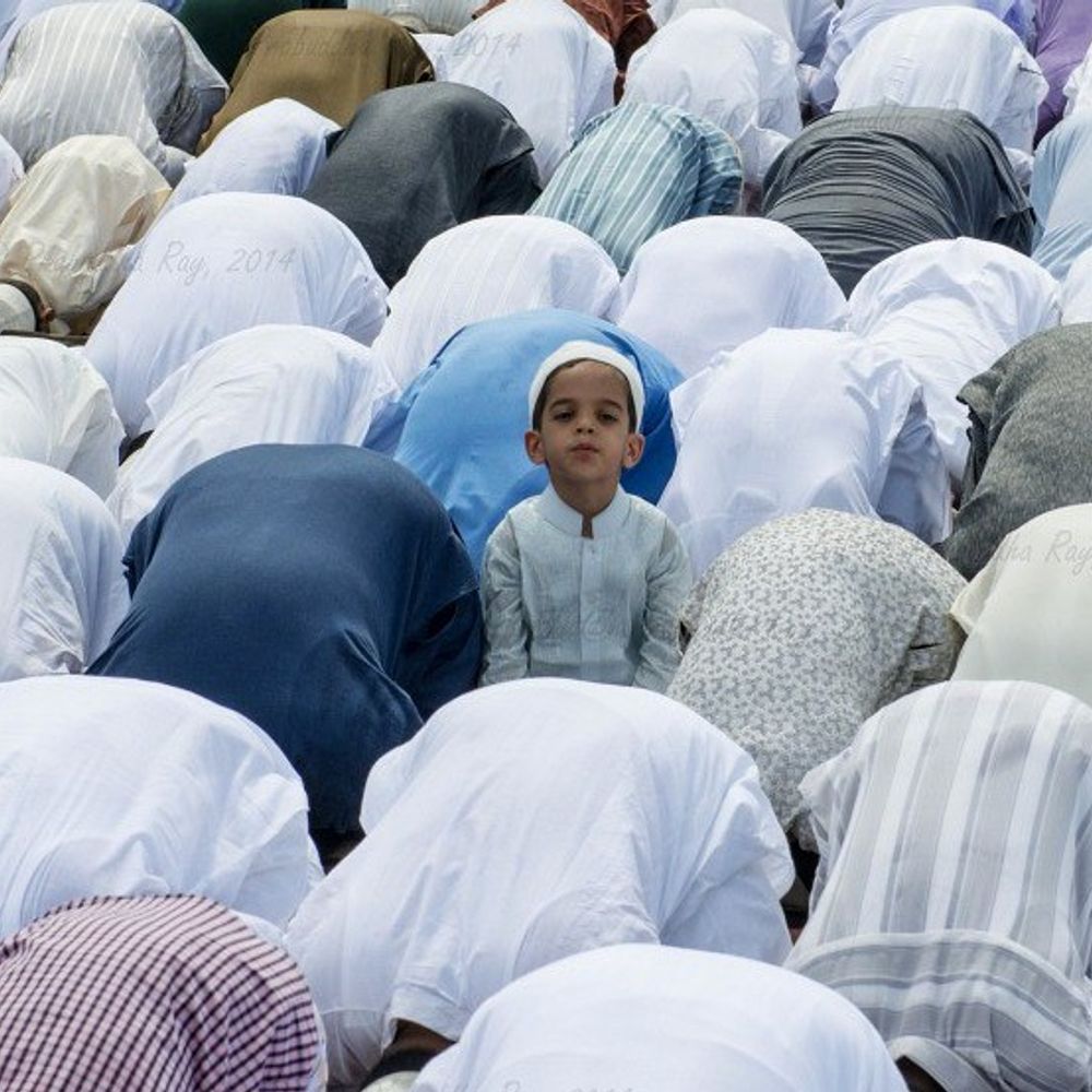 लखनऊ में अकीदत के साथ होगी अलविदा की नमाज:बड़ा इमामबाड़ा पर इजराइल के खिलाफ प्रदर्शन, मस्जिदों के बाहर सुरक्षा के कड़े इंतजाम