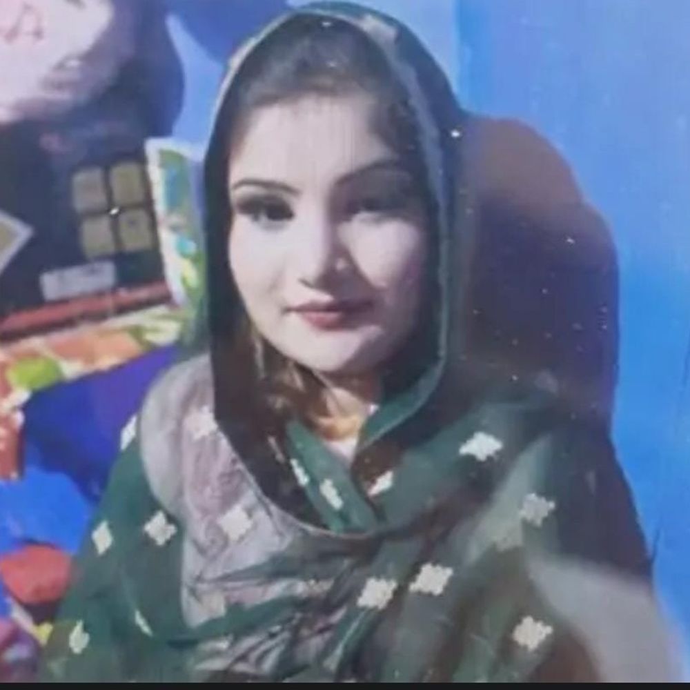 DCM की चपेट में आने से महिला की मौत:पति के साथ सिलेंडर भरवाने जा रही थी, डीएवी तिराहे पर हादसा