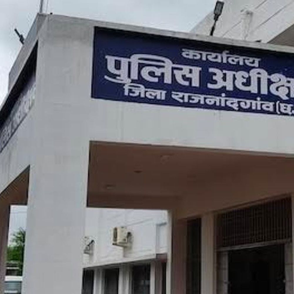 राजनांदगांव पुलिस में बड़ा फेरबदल:  दो थाना प्रभारी बदले, लापरवाही बरतने पर महिला थाना प्रभारी समेत 2 निलंबित – Rajnandgaon News