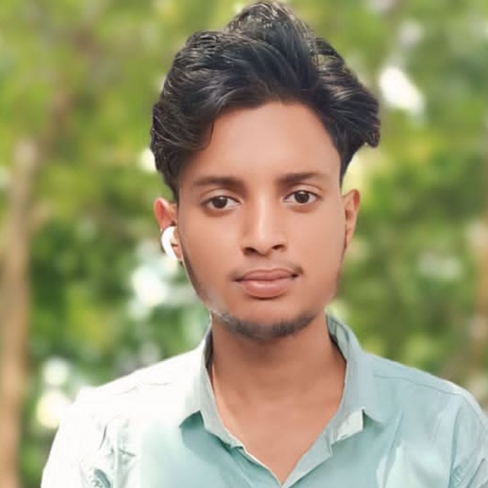 देवरिया में दो बाइकों की आमने-सामने टक्कर:एक युवक की मौत, दूसरा गंभीर रूप से घायल