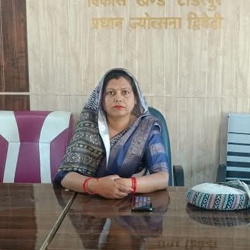 हरदोई की महिला प्रधान ज्योत्स्ना द्विवेदी को दिल्ली में सम्मान:औडेरी ग्राम पंचायत बनी मॉडल, स्वच्छता, पेयजल और सड़क पर विशेष ध्यान