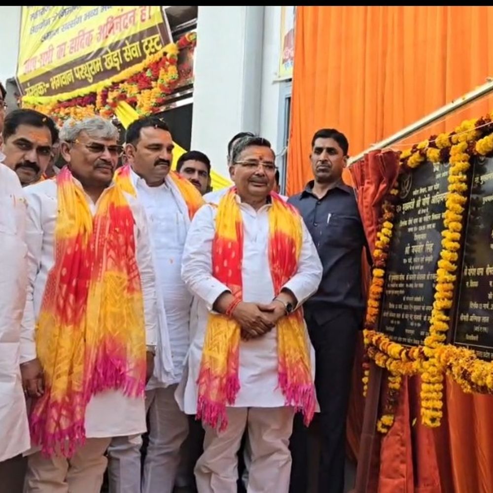 मंत्री जयवीर सिंह बागपत पहुंचे:करोड़ों की विकास योजनाओं का किया शिलान्यास और लोकार्पण किया