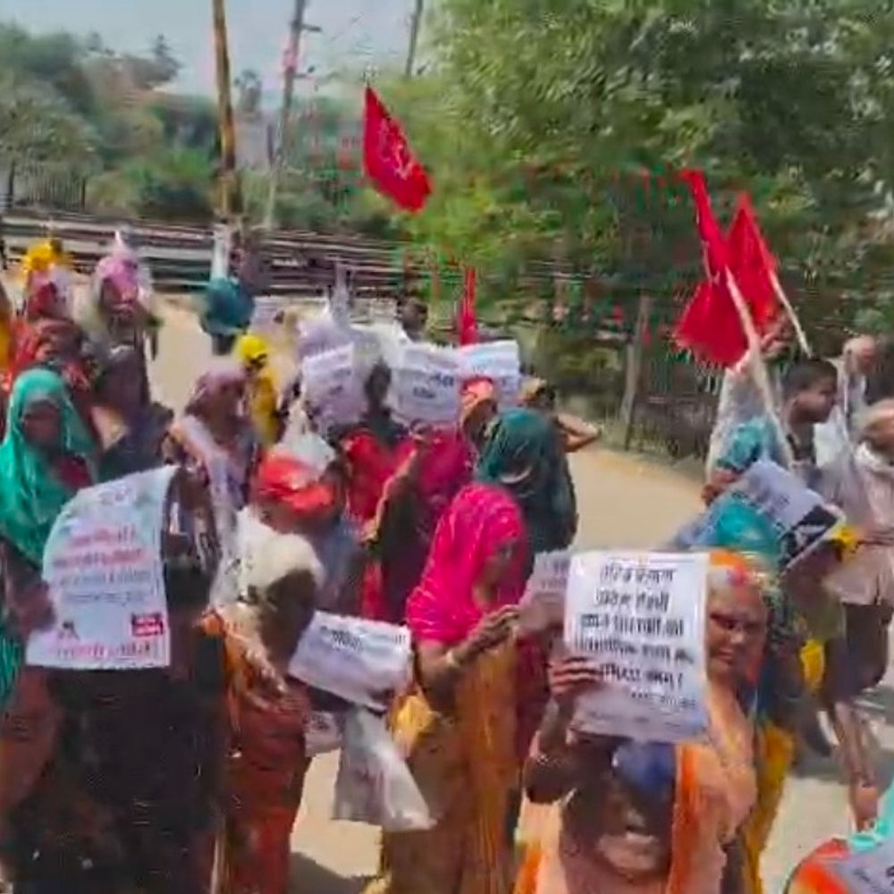 यूजीसी रेगुलेशन लागू करने की मांग पर प्रदर्शन:रायबरेली में भाकपा (माले) ने निकाला विशाल मार्च, सभा की