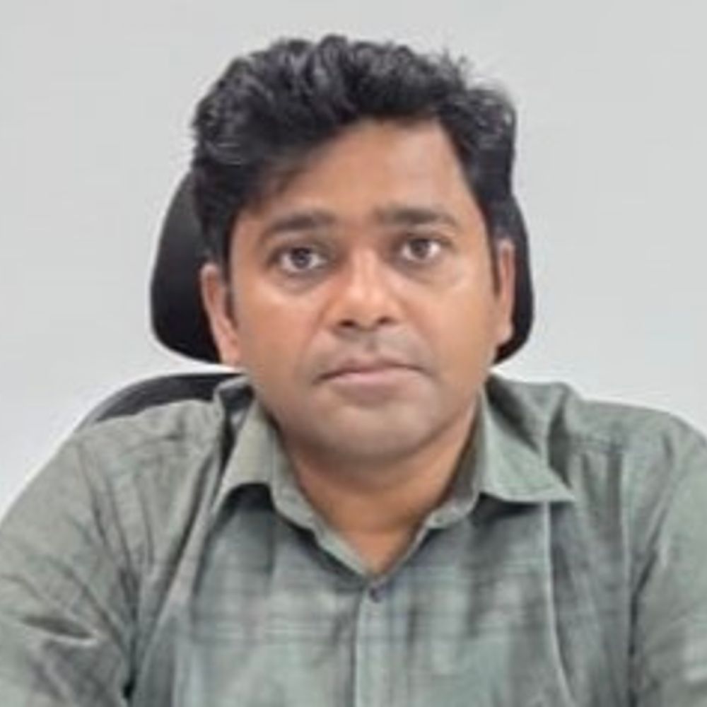 धनंजय कुमार सिंह ने प्रयागराज मंडल ADRM का कार्यभार संभाला:जापान में हाई स्पीड ट्रेन तकनीक का प्रशिक्षण ले चुके हैं