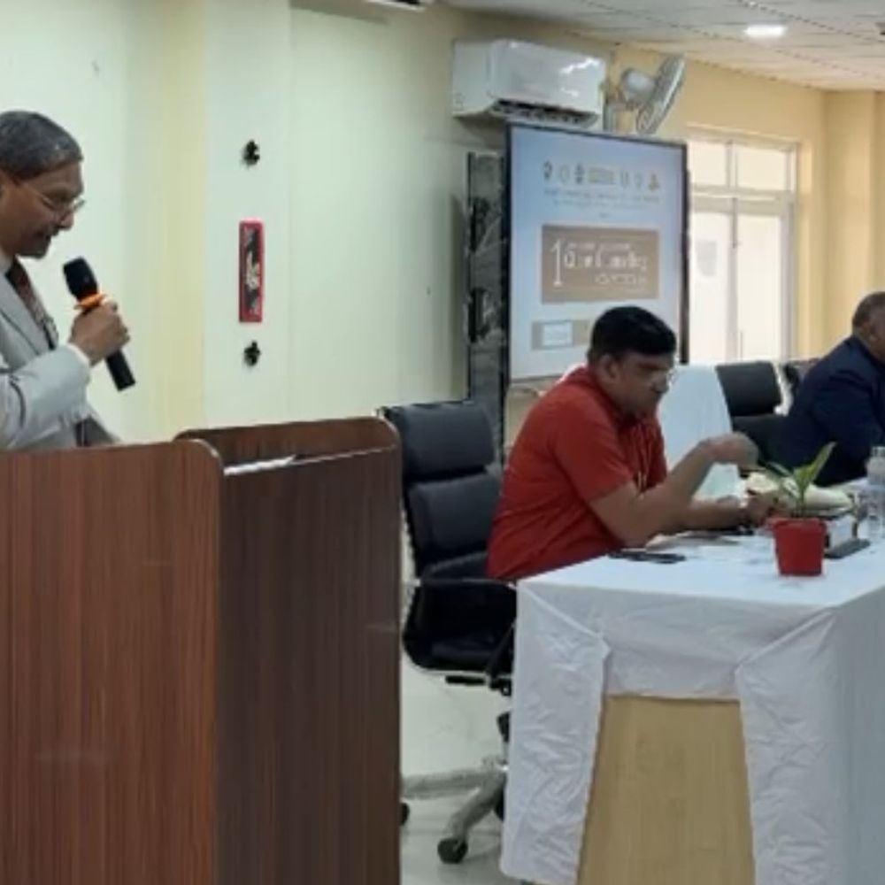 CSJMU में वकीलों वाली क्लास:17 टीमों ने सीखी क्लाइंट काउंसलिंग की बारीकियां, रिटायर्ड जस्टिस ने दिए कानूनी टिप्स