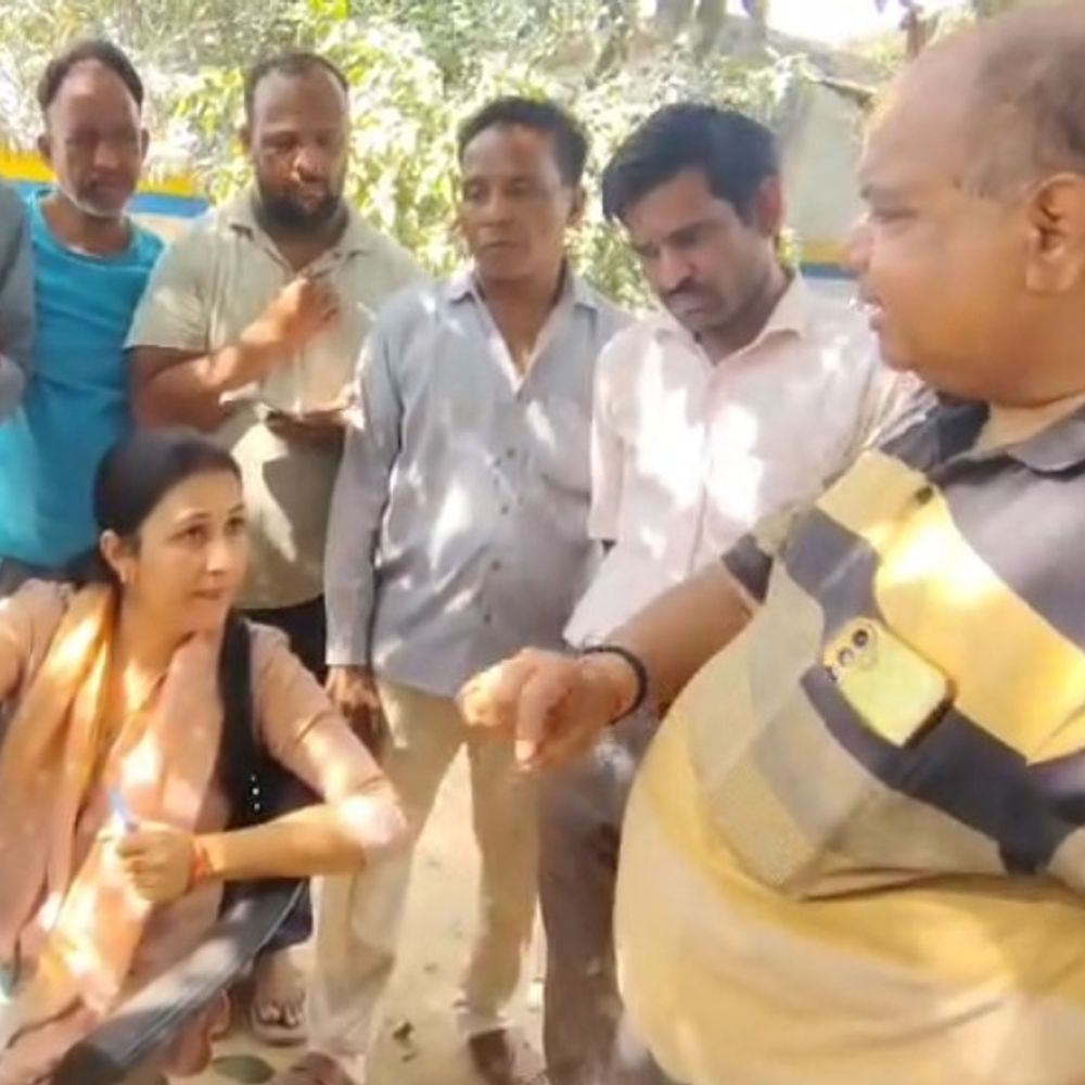 गैस सिलेंडर की कालाबाजारी पर प्रशासन सख्त:हापुड़ में दो अलग-अलग मामलों में FIR दर्ज