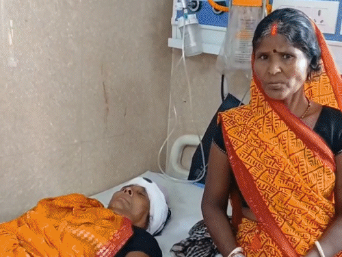 भोजपुर में 2 गुटों के बीच मारपीट:बच्चों के विवाद में आपस में भिड़े, लाठी-डंडे और रॉड से हमला; दोनों पक्ष से 10 लोग घायल