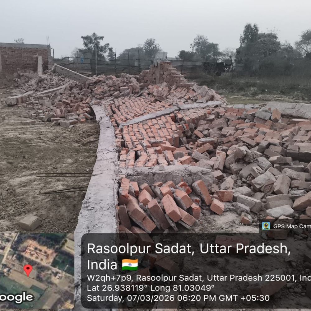 LDA पर महिला किसान की दीवार तोड़ने का आरोप:रसूलपुर का मामला, 2 बीघे में बनी थी बाउंड्रीवॉल