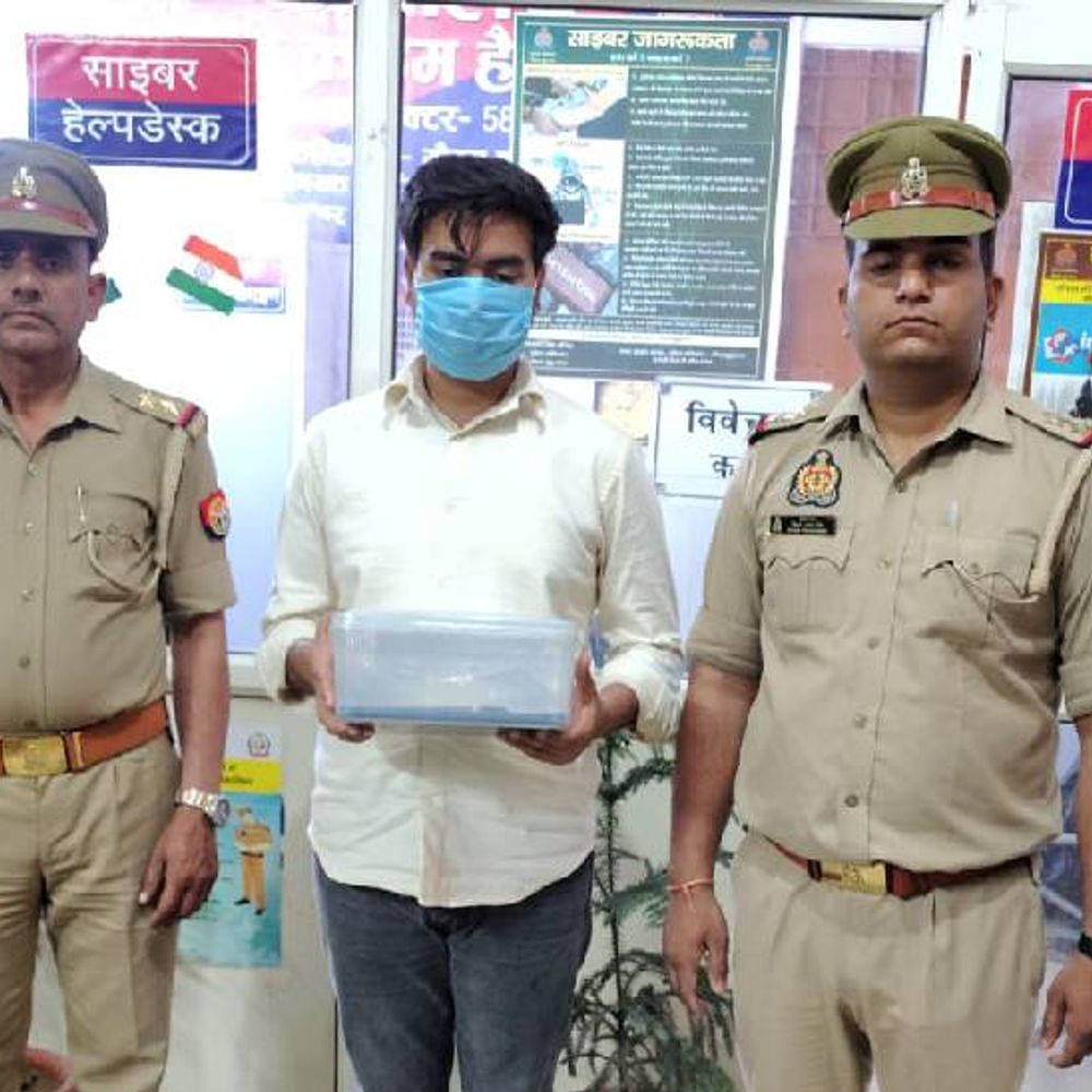 नोएडा में 1.74 करोड़ की जीएसटी चोरी करने वाले गिरफ्तार:फर्जी इनवाइस बनाकर करते थे आईटीसी क्लेम, दस्तावेज बनाने में था माहिर