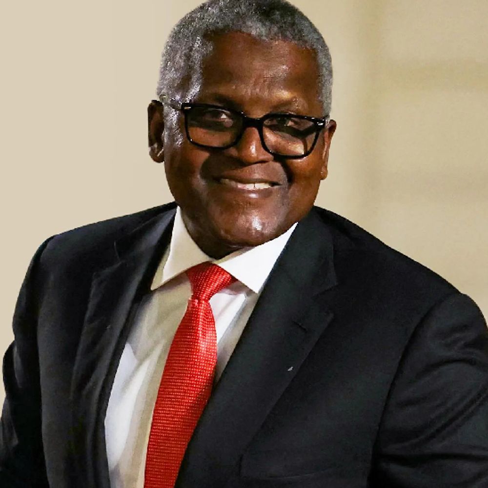 फोर्ब्स अफ्रीकी अरबपतियों की सूची में अव्वल अलीको डेंगोटे:बैंक से निकाले 90 करोड़, रातभर कैश छूते रहे ताकि अमीर होने का एहसास हो, 8 की उम्र में सीखने लगे थे बिजनेस के गुर