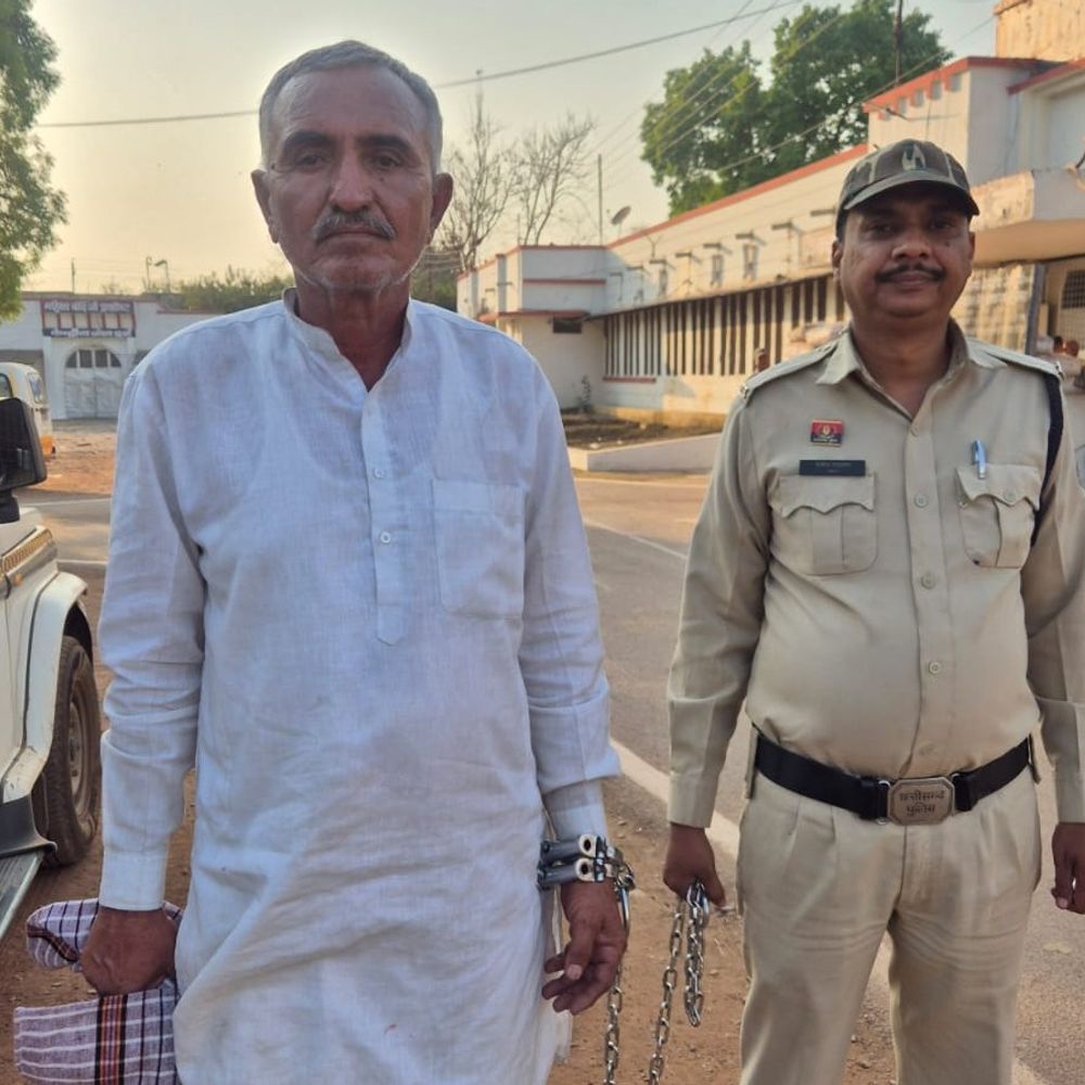 अफीम की बीज सप्लाई करने वाला आरोपी अरेस्ट:  दुर्ग पुलिस ने जोधपुर से किया गिरफ्तार, मोबाइल बंद कर छुपा था, 1 आरोपी की तलाश जारी – durg-bhilai News