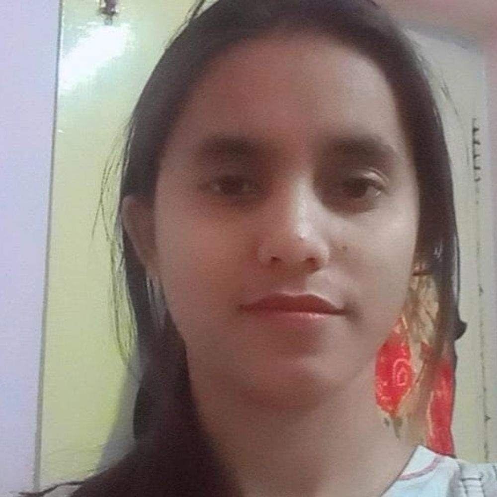 अज्ञात वाहन की टक्कर से बीएससी छात्रा की मौत:बाजार से घर लौटते समय हुआ हादसा, हेलमेट होता तो बच जाती जान