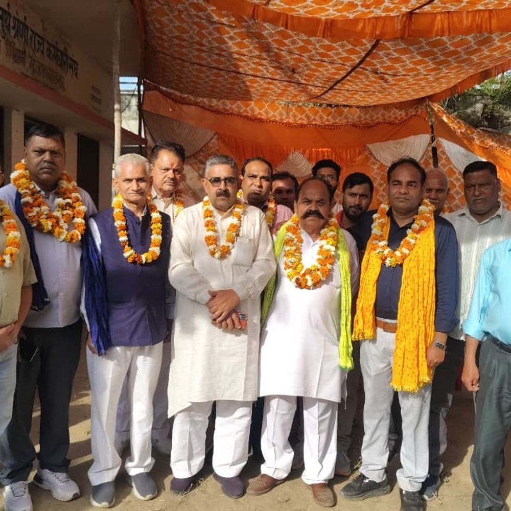 मुजफ्फरनगर में कर्मचारी महासंघ की कमेटी बहाल:ठाकुर लखनवीर सिंह की अध्यक्षता वाली टीम को दोबारा मिली जिम्मेदारी