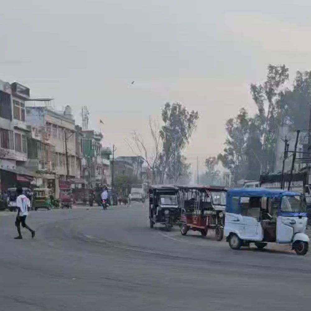 संभल में AQI 166, न्यूनतम तापमान 16 डिग्री:ठंडी हवा से मौसम बदला, अधिकतम तापमान 33 डिग्री रहने की संभवना