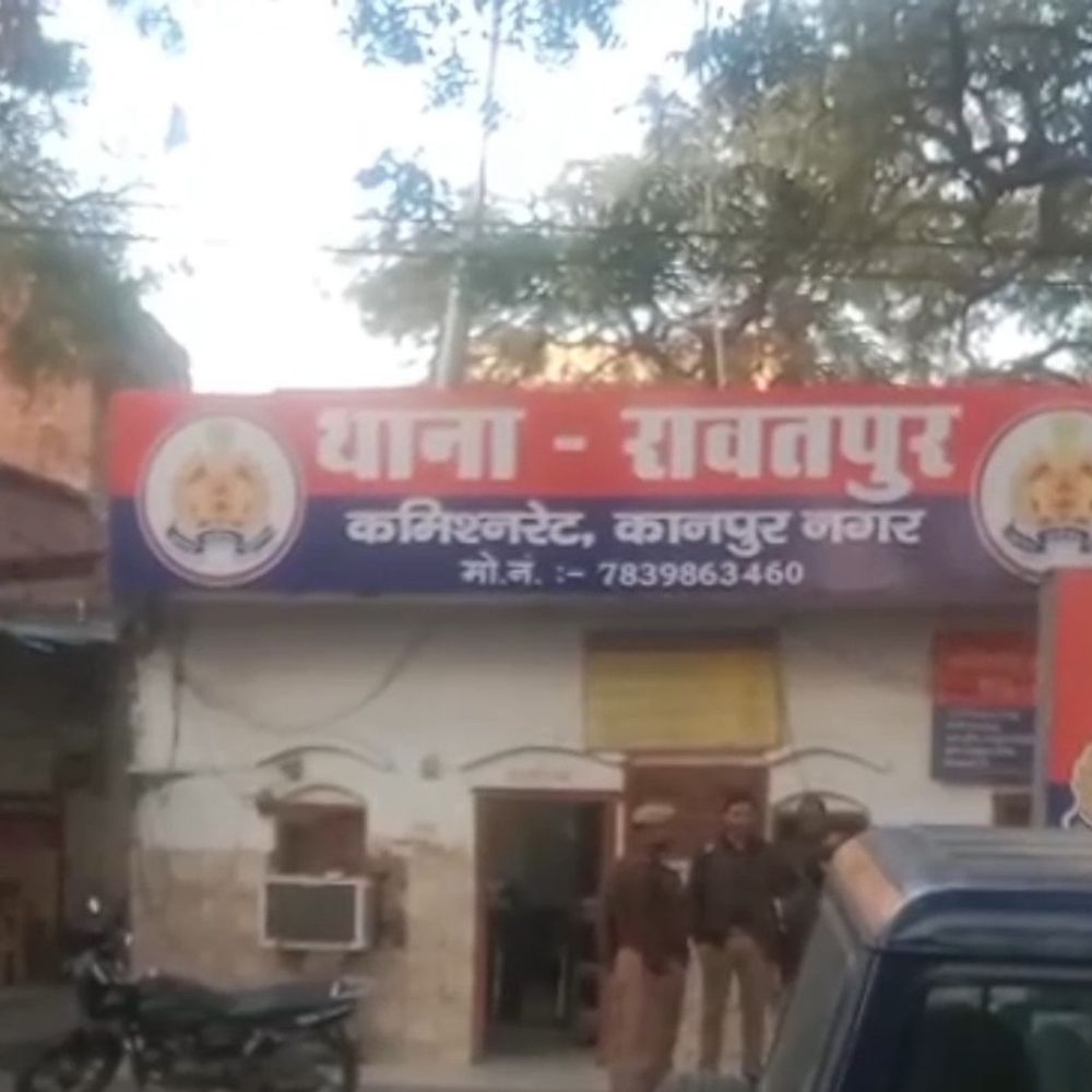 रावतपुर में घर से कोचिंग के लिए निकली छात्रा लापता:पुलिस ने 24 घंटे के अंदर प्रयागराज से किया बरामद
