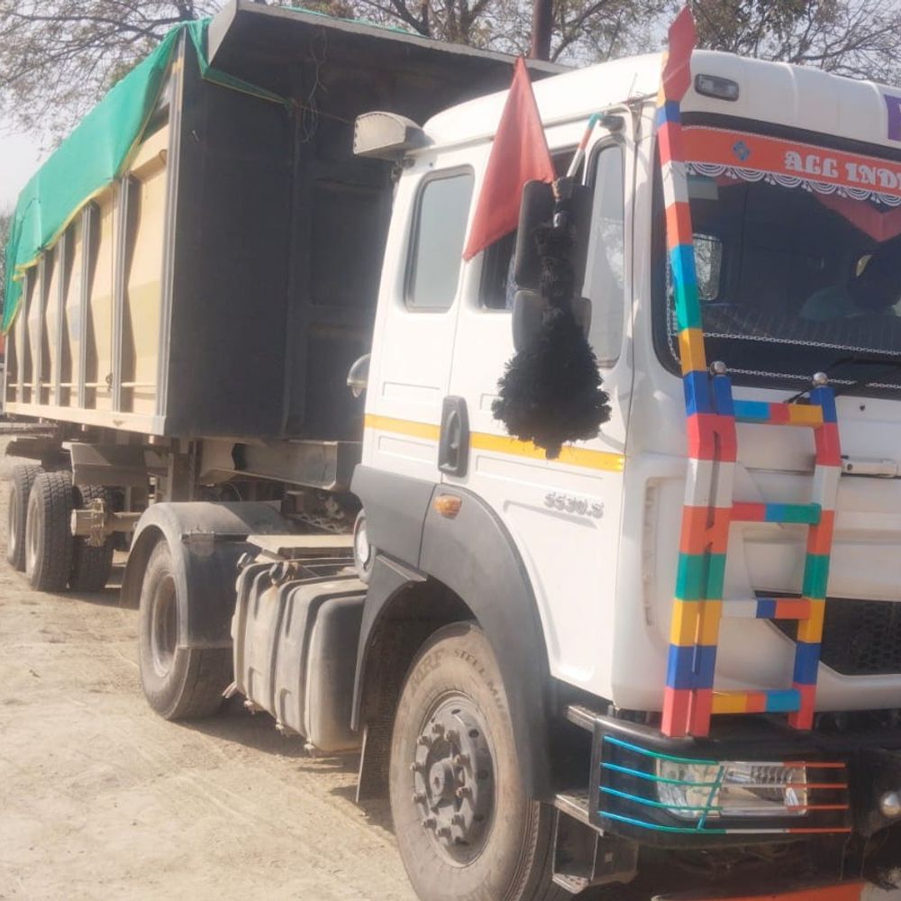 अवैध बालू परिवहन पर कार्रवाई, ओवरलोड डंपर सीज:खनन विभाग की कार्रवाई से अवैध कारोबारियों में हड़कंप