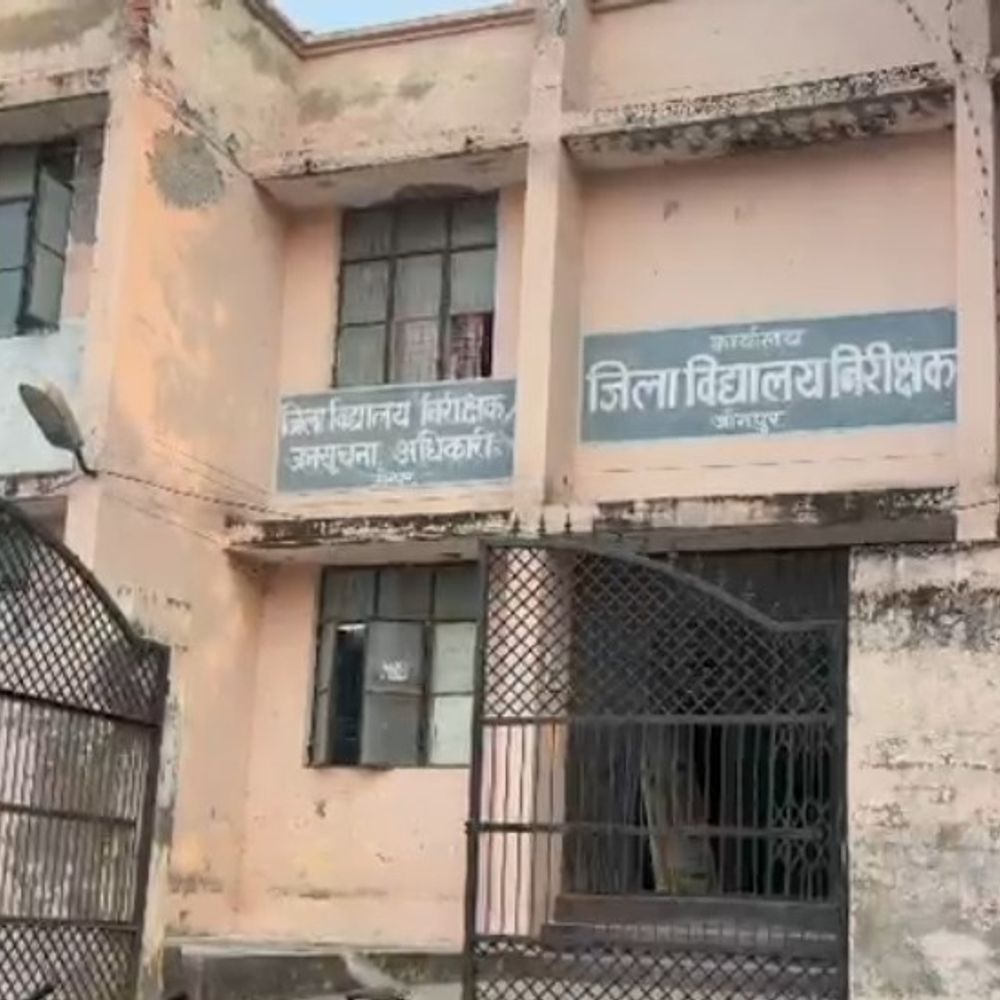 यूपी बोर्ड कॉपी चेकिंग 16 मार्च से:जौनपुर में 5 केंद्रों पर होगा, SI परीक्षा से बदला कार्यक्रम