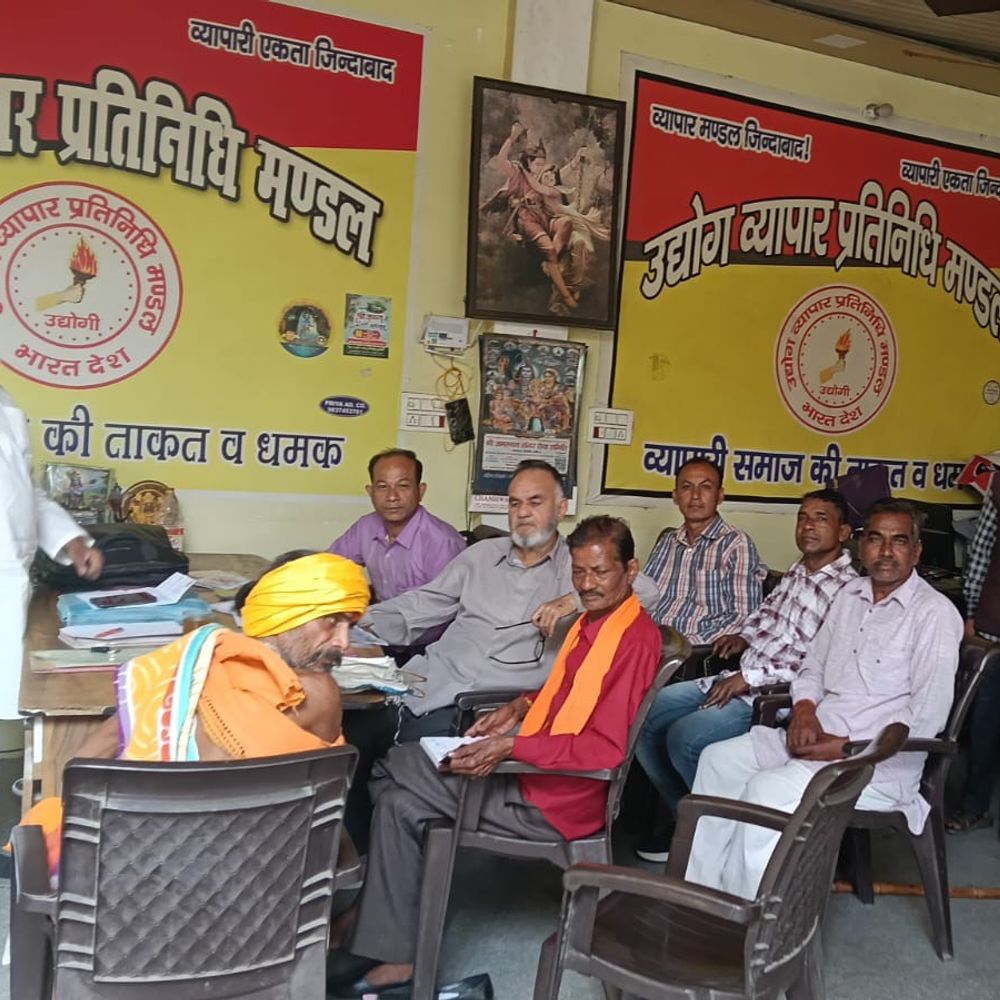 रामपुर में बाढ़ समस्या, नया बांध बनाने की मांग:मुख्यमंत्री को ज्ञापन, अटरिया मोड़ से रेलवे क्रॉसिंग तक निर्माण की अपील