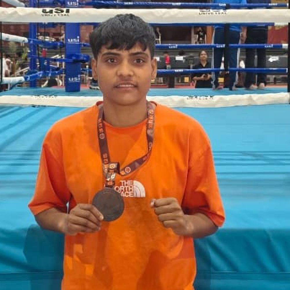 CSJMU की शिवांगी पाल ने जीता कांस्य:पंजाब में आयोजित ऑल इंडिया प्रतियोगिता में दिखाया दम, 48 किलो भार वर्ग में हासिल की सफलता