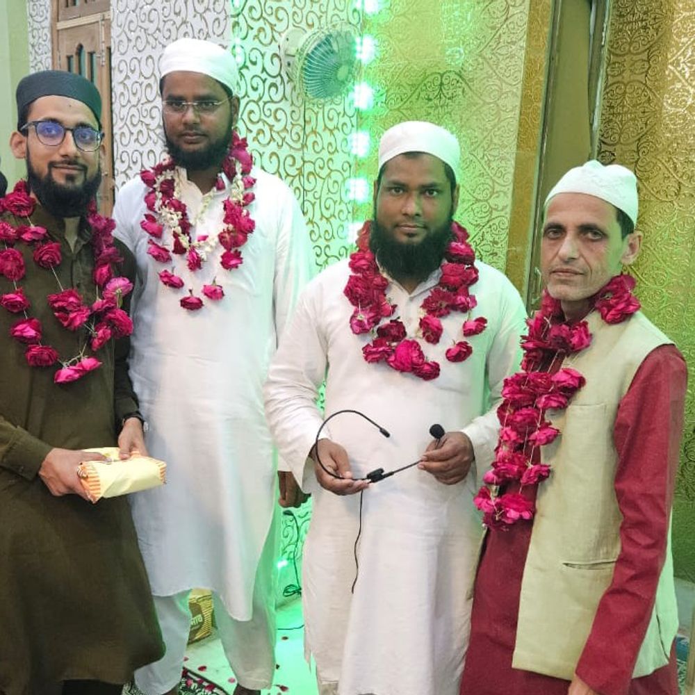 संभल की मस्जिद में कुरान-ए-पाक मुकम्मल:देश में अमन-चैन और खुशहाली के लिए हुई विशेष दुआ मांगी