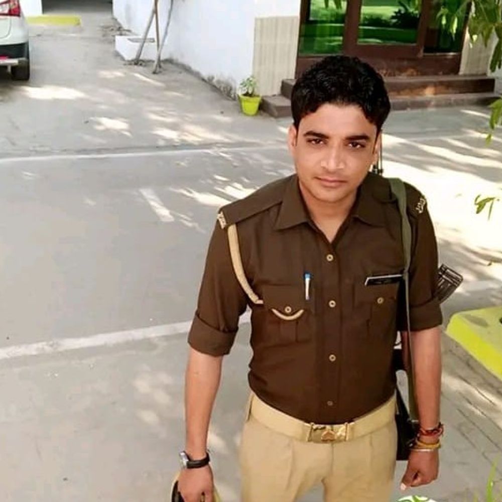 बिजनौर में सिपाही ने गंगा में लगाई छलांग:दो दिन बाद शव मिला, बैराज पर मिली थी बाइक, CCTV में दिखाई दिए थे