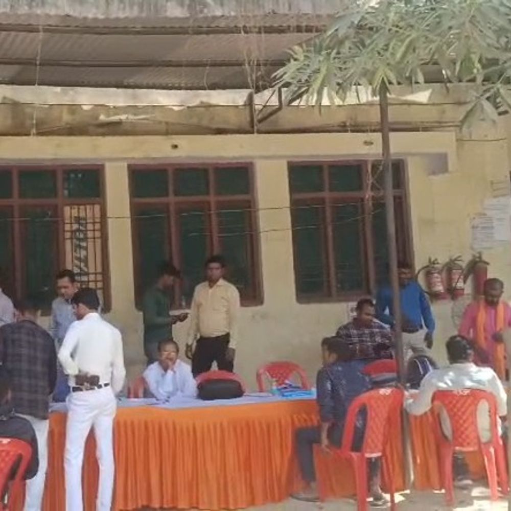 उन्नाव जिला न्यायालय में राष्ट्रीय लोक अदालत का आयोजन:बैंक ऋण और विभिन्न लंबित मामलों का आपसी सहमति से निस्तारण