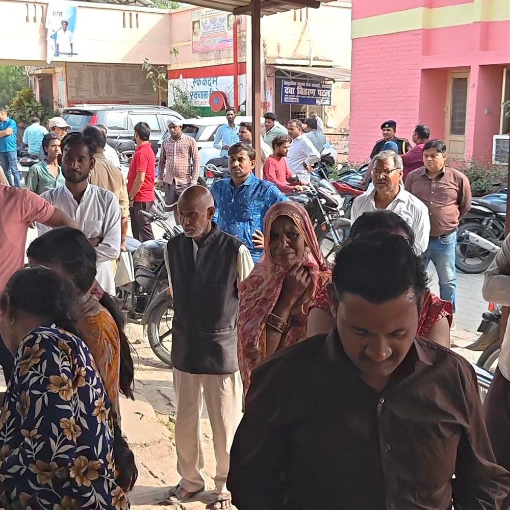 रायबरेली में किशोरी ने कुएं में कूदकर की आत्महत्या:पुलिस और फायर ब्रिगेड ने कड़ी मशक्कत से बाहर निकाला, अस्पताल ले जाने पर मृत घोषित