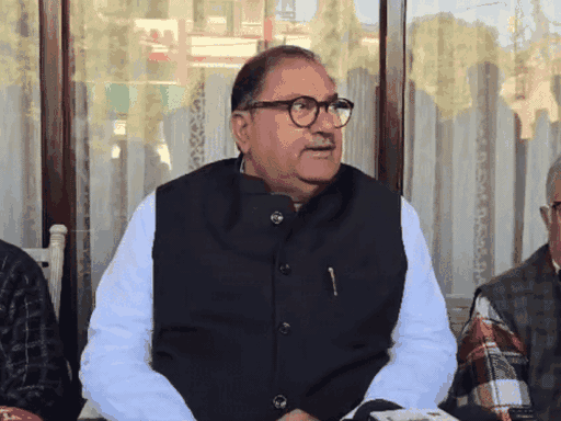 चौटाला धमकी केस में हाईकोर्ट सख्त, केंद्र से जवाब तलब:  मकान के बाहर बढ़ाई सुरक्षा, विदेशी नंबर से व्हॉट्सएप कॉल, चंडीगढ़ में FIR – Chandigarh News