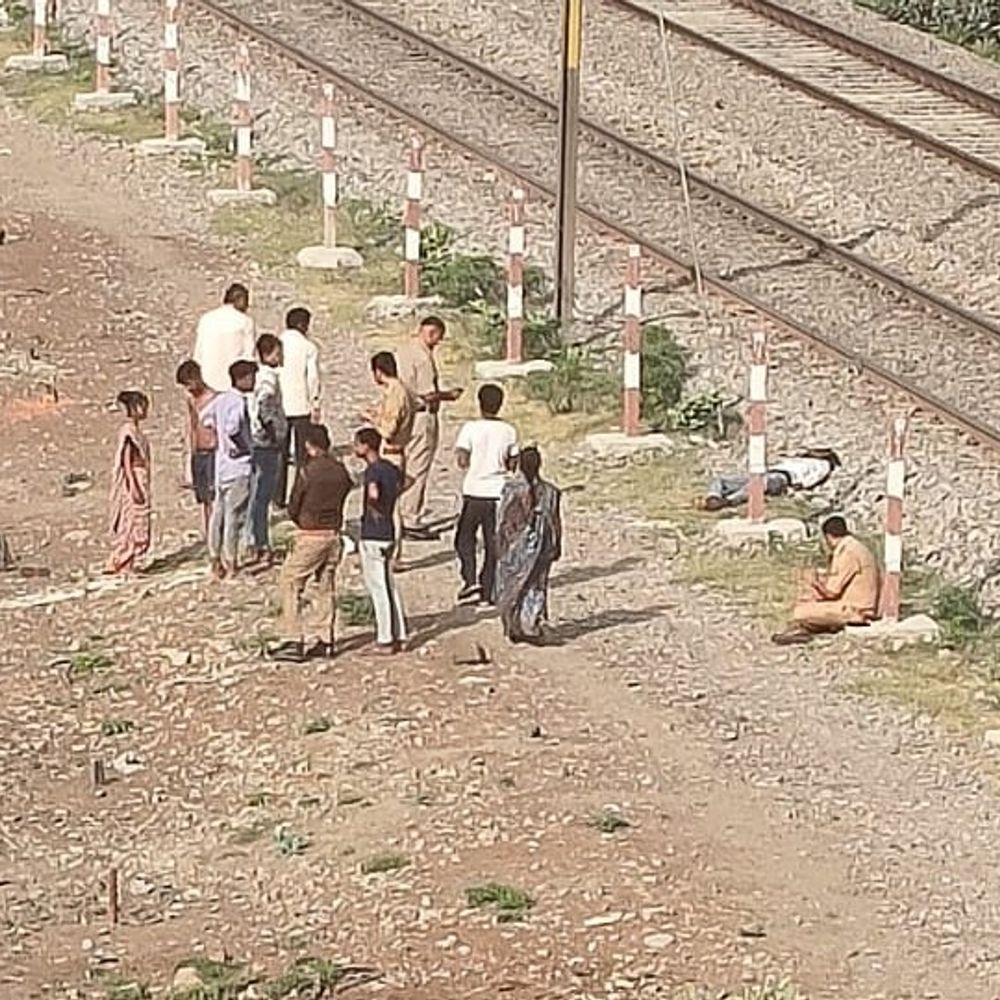 लखनऊ में ट्रेन की टक्कर से मजदूर की मौत:पटरी के पास मिला शव; पुलिस ने शव पोस्टमार्टम के लिए भेजा