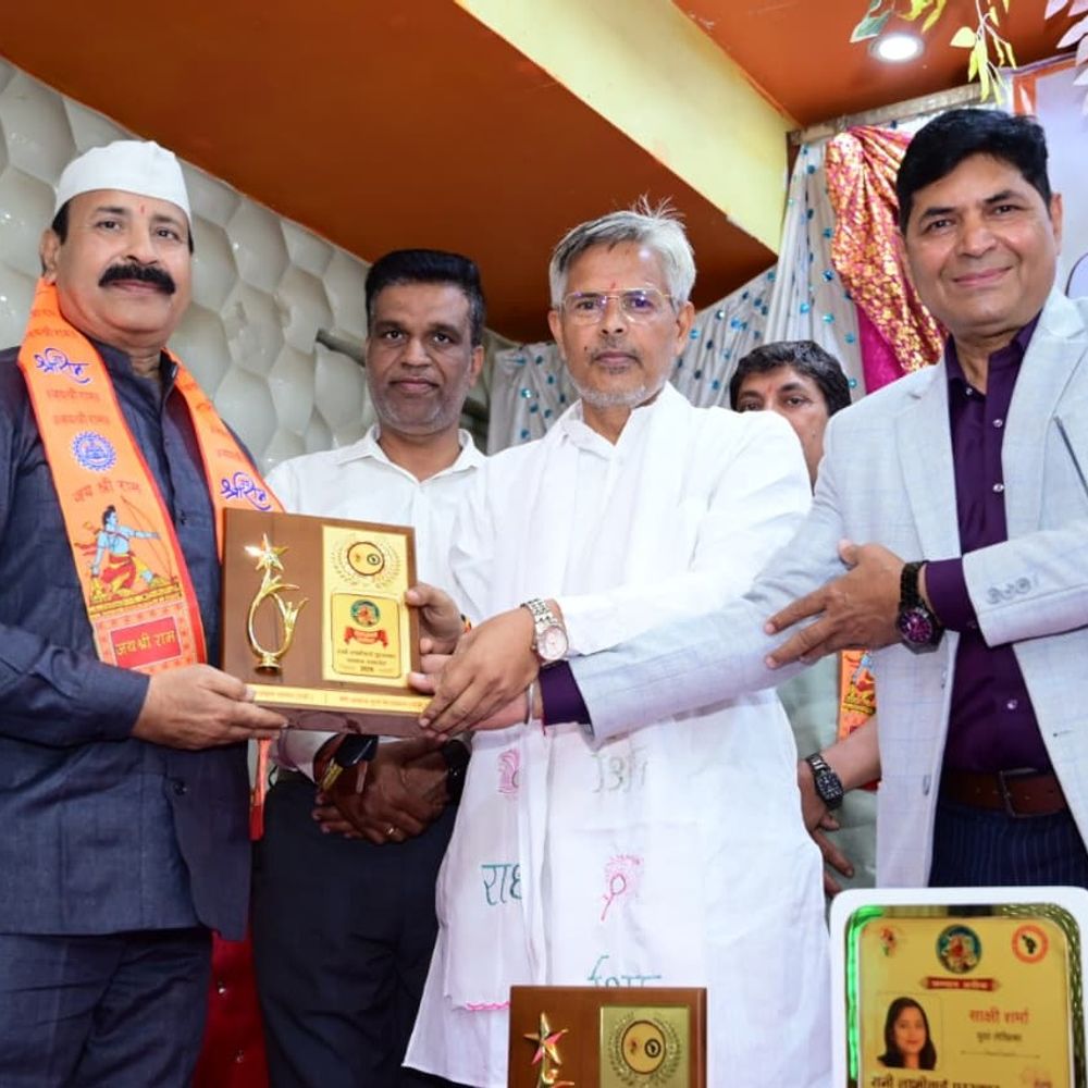 बागपत में रानी लक्ष्मीबाई पुरस्कार समारोह आयोजित:251 महिलाओं को उत्कृष्ट कार्य के लिए किया गया सम्मानित