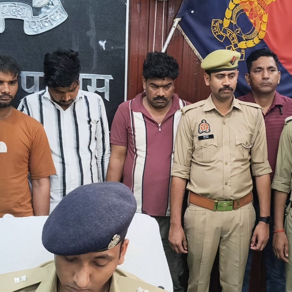 पत्नी ने प्रेमी संग मिलकर की पति की हत्या:किडनैप कर शराब पिलाई, गला दबाकर मार डाला; 4 आरोपी गिरफ्तार