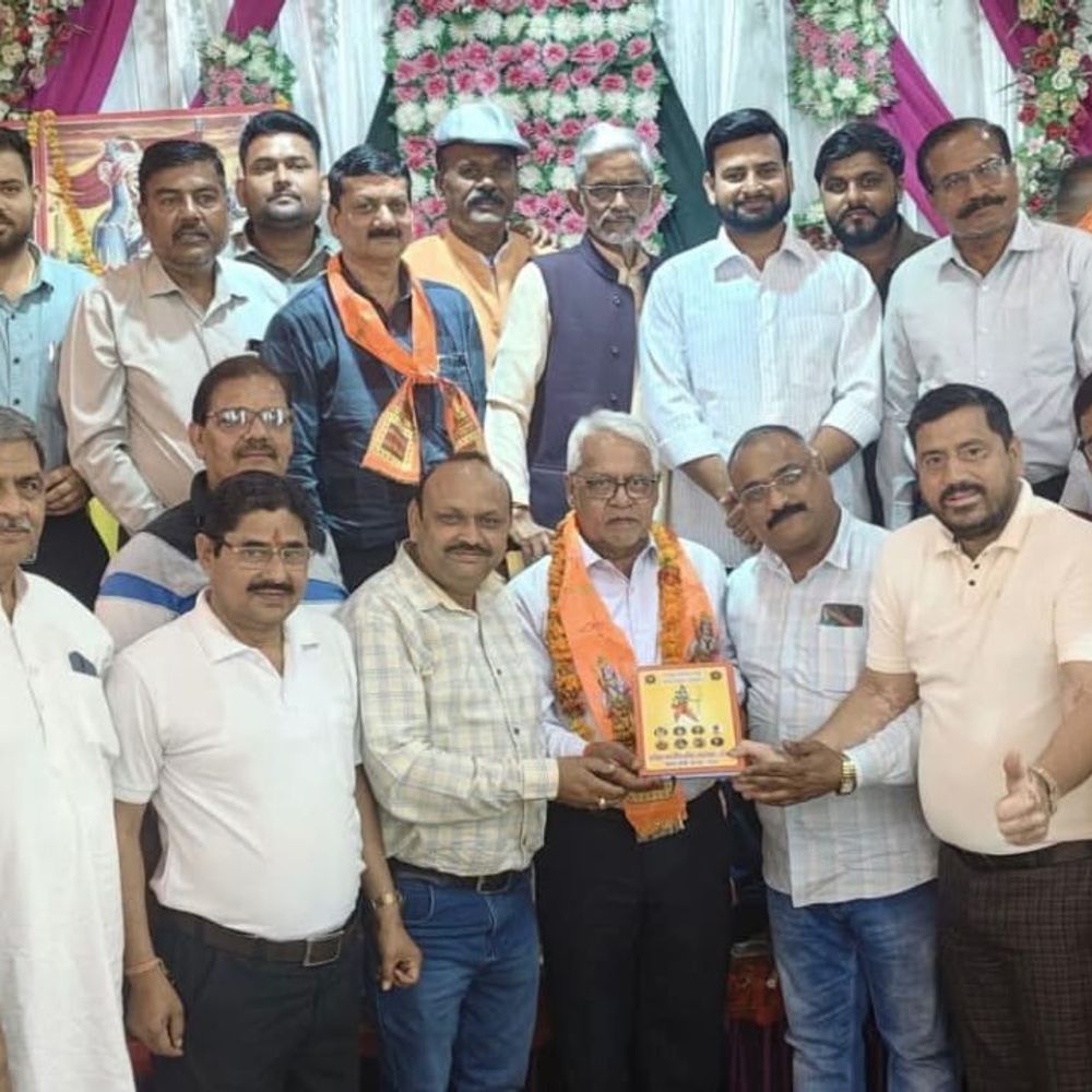 होली मिलन में यूजीसी कानून वापस लेने की मांग:अखिल भारतीय क्षत्रिय महासभा ने प्रतिभावान बच्चों को सम्मानित किया