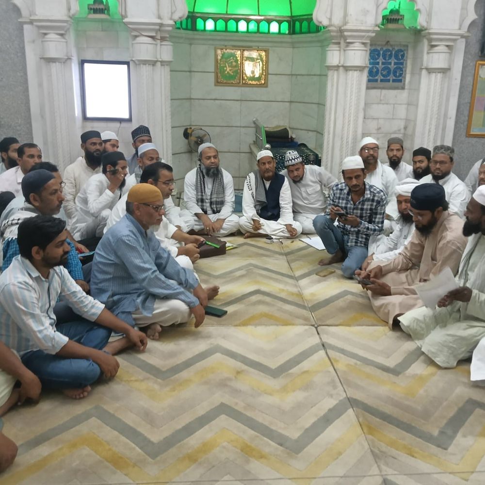 भदोही में ईद-उल-फितर नमाज का समय तय:रुअते हेलाल कमेटी ने बैठक कर लिया फैसला, 20 या 21 मार्च को ईद