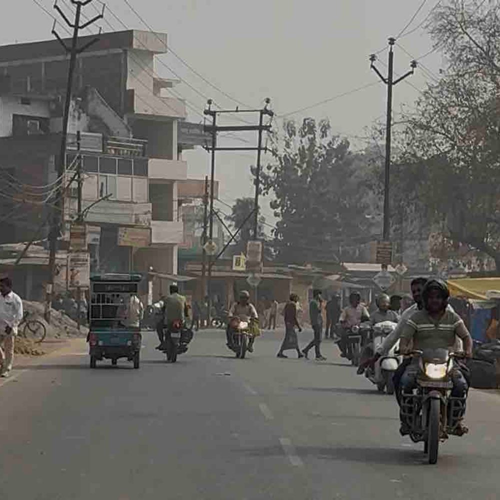 गोरखपुर में बदला मौसम का मिजाज:हल्की बारिश के आसार, दो दिन तक चलेगी तेज हवा