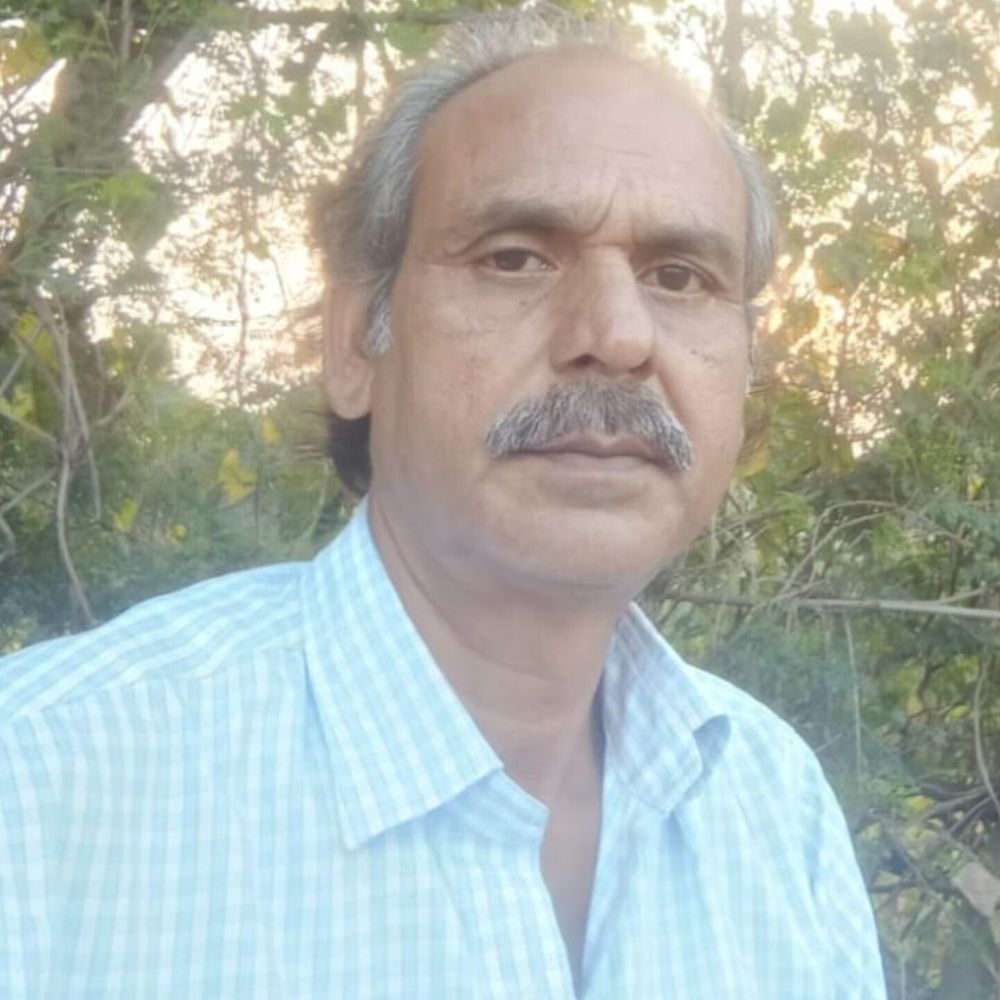 इटावा में प्रिंटिंग प्रेस संचालक लापता:देर रात बिना बताए घर से निकले, बेटे ने दर्ज कराई गुमशुदगी, पुलिस तलाश में जुटी