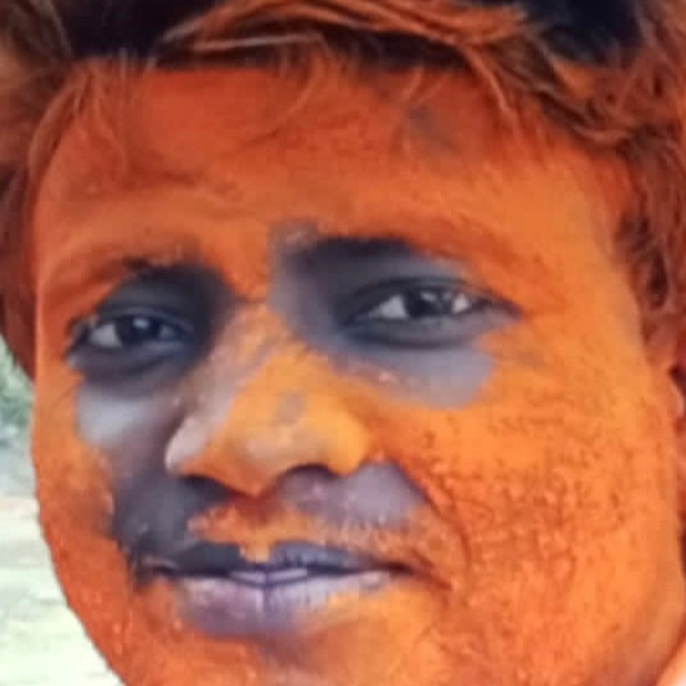 रायबरेली में करंट लगने से युवक की मौत:खेत में झटका मशीन लगाते समय झुलस गया, अस्पताल ले जाने पर मृत घोषित